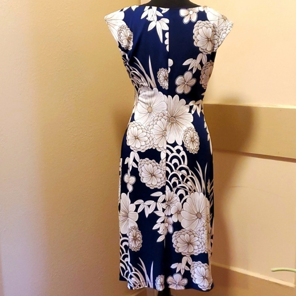 NWT Dressbarn Navy and White Floral Midi Dress, Size 10 - Picture 3 of 7